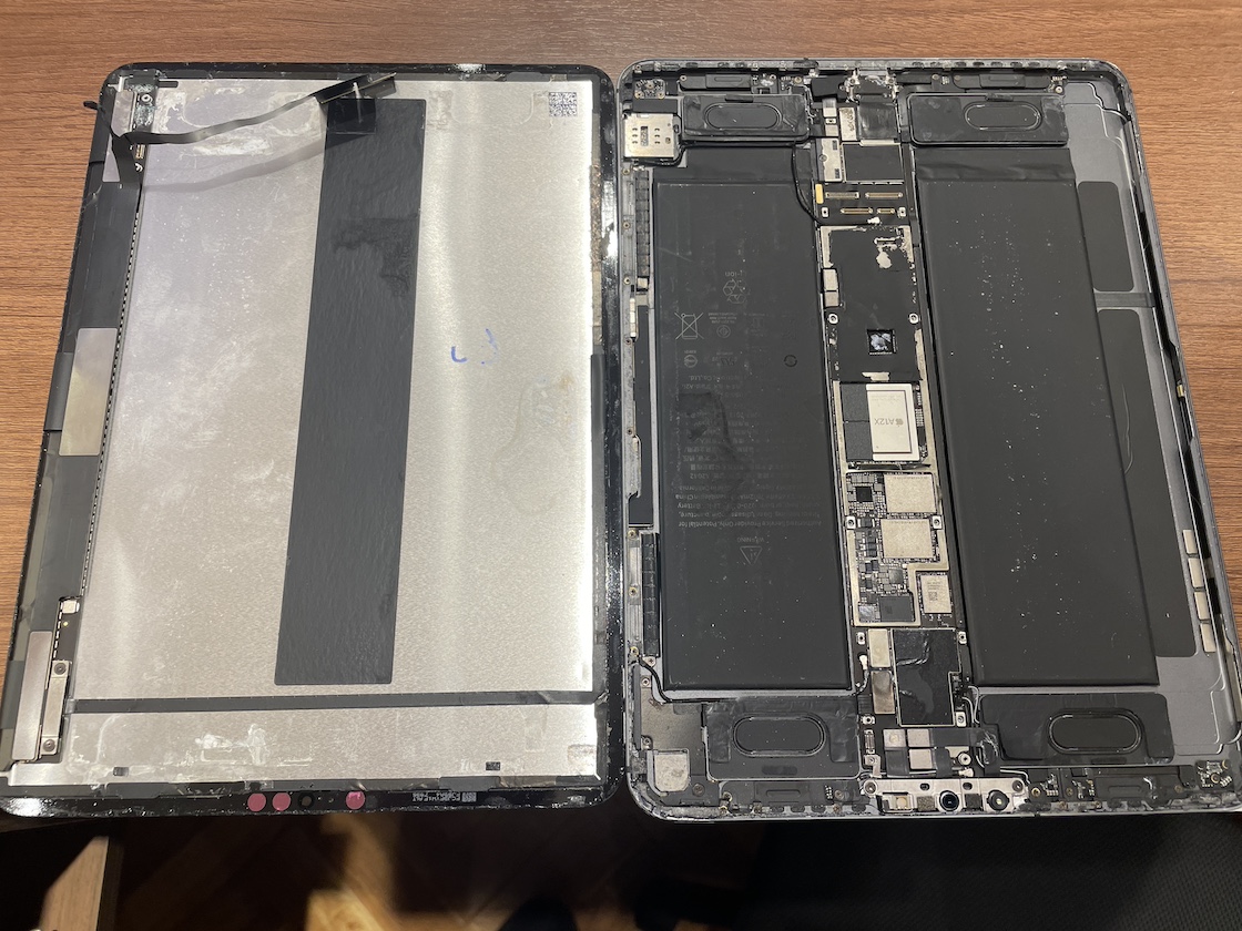 【泉岳寺よりご来店】 iPad Pro11 第1世代(2018)の画面交換をご依頼いただきました！